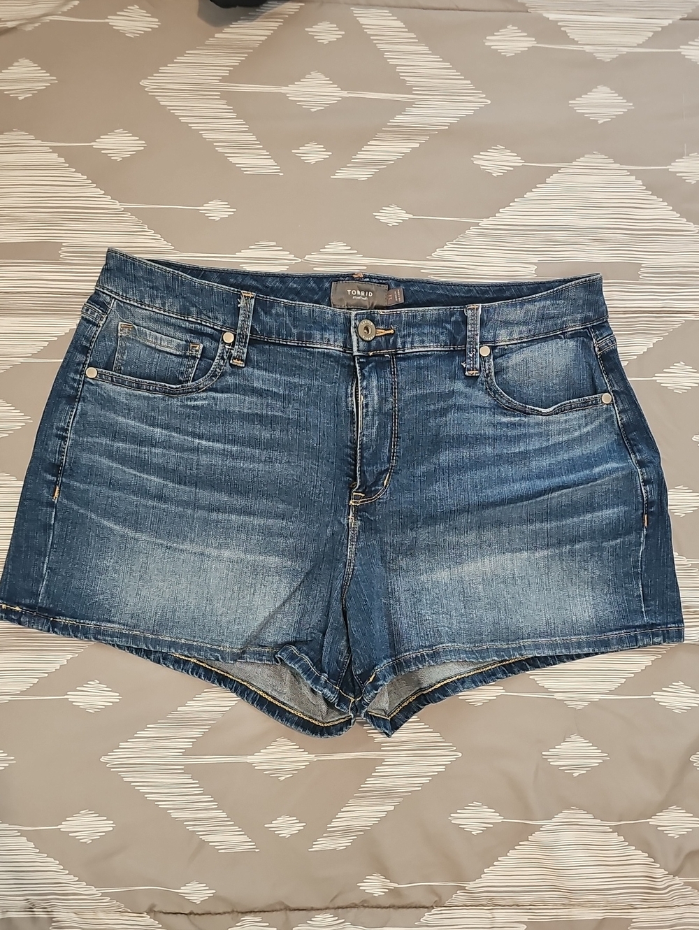 Torrid Faded Wash Blue Denim Jean Shorts